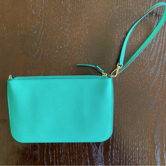 NWOT - Kate Spade Leather Wristlet, Purse, or Wallet - Picture 2 of 12